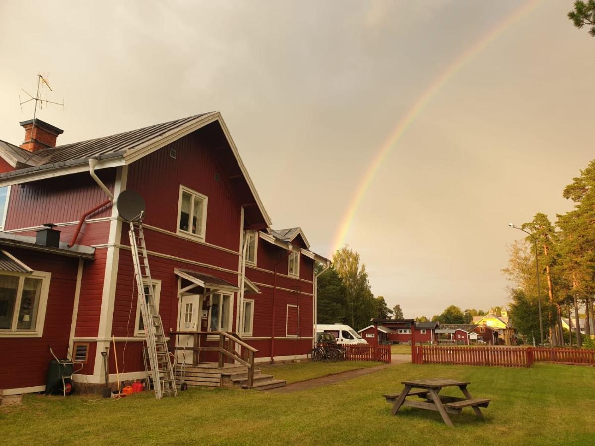 Furudals Vandrarhem Och Sjoecamping Exteriér fotografie