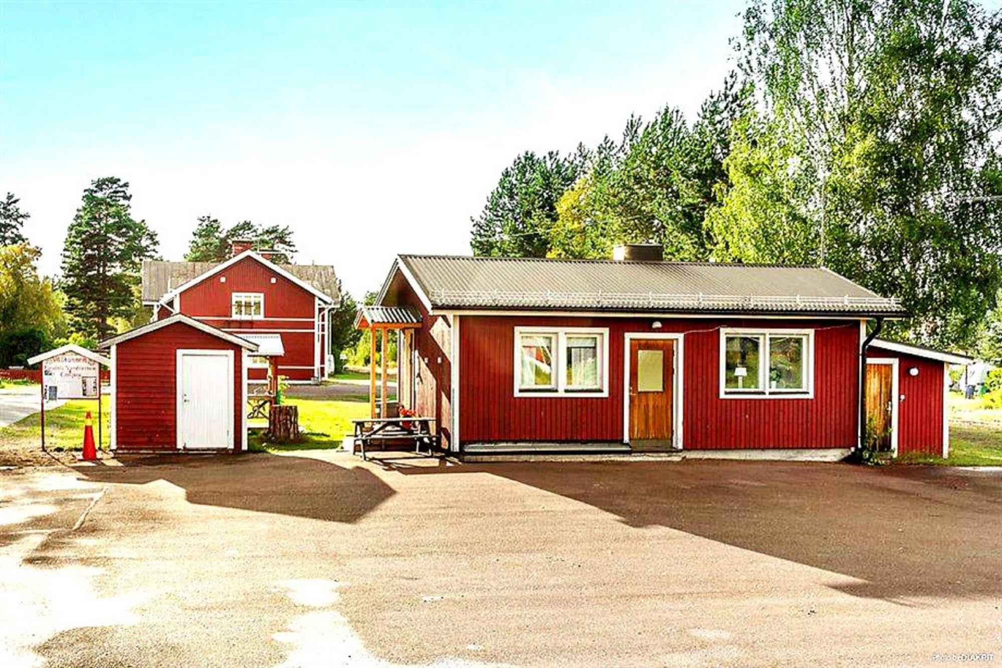 Furudals Vandrarhem Och Sjoecamping Exteriér fotografie